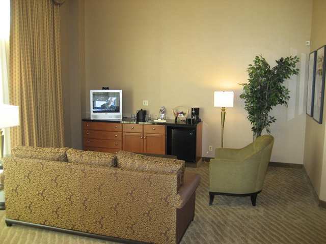 Embassy By Hilton - North Orange County Hotel 3*