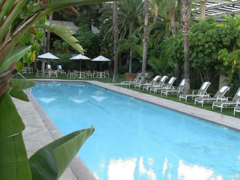 Hotel Embassy By Hilton - North Orange County